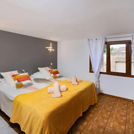 Les Remparts Holiday home *
