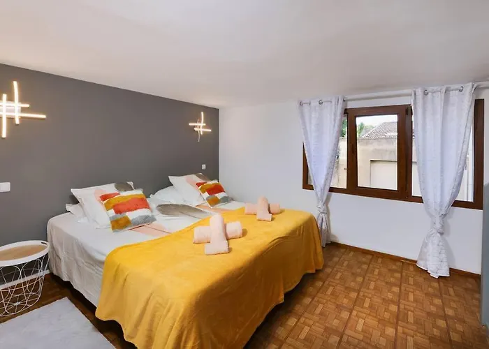 Les Remparts Holiday home *